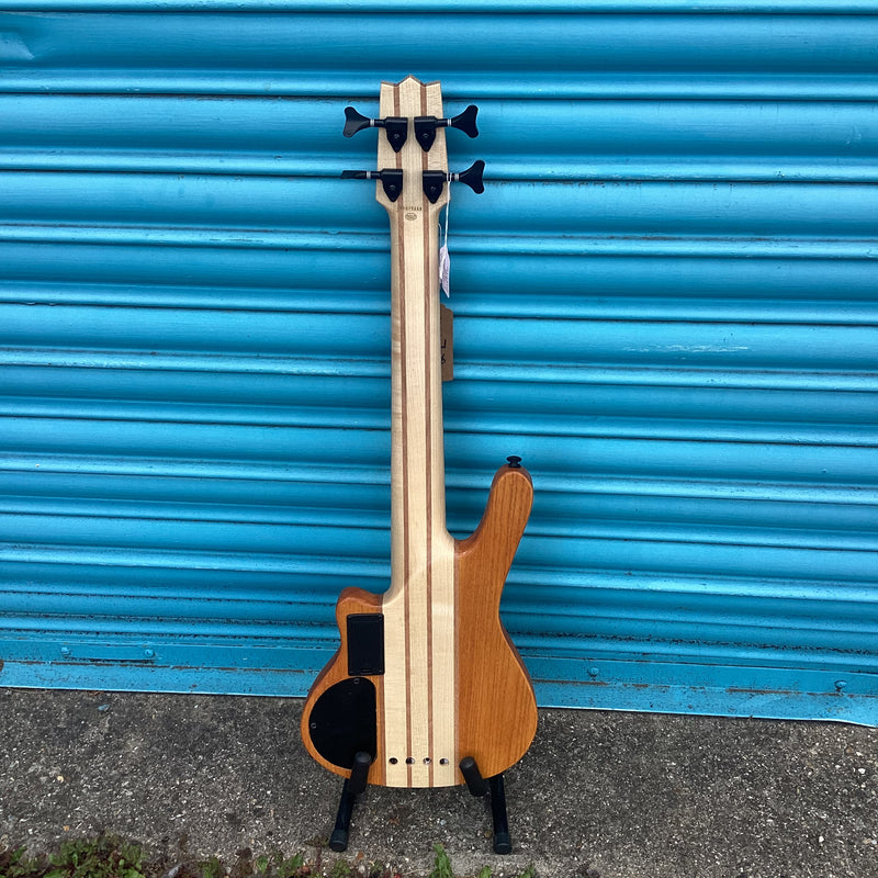 Mahalo MEB1 Solid Electric Bass Ukulele With Padded Gig Bag