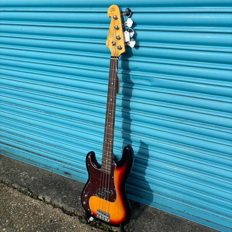 SX P Bass Style Electric Bass in 3 Colour Sunburst Left Handed with Gig Bag