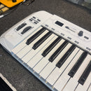 (Pre-Loved) Samson Carbon 61 Keyboard controller (midi/usb)