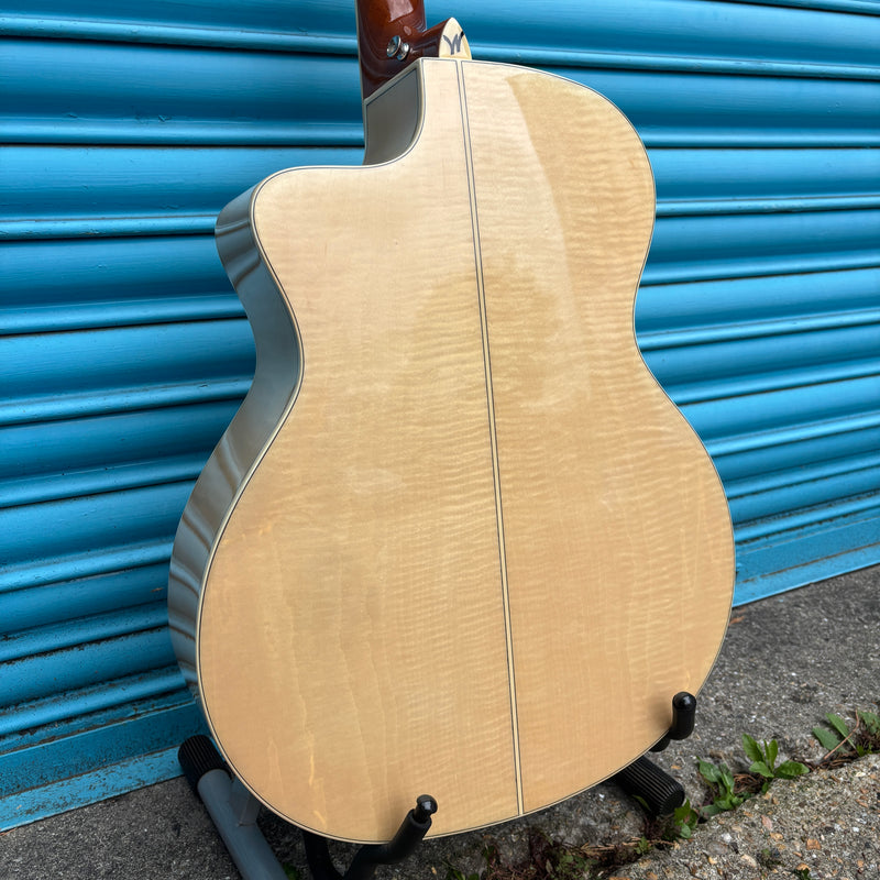 Washburn AG40CE Apprentice Series Grand Auditorium Electro Acoustic Guitar