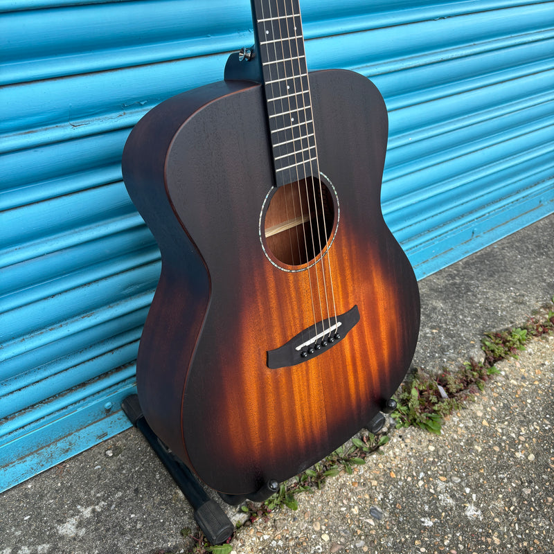 Tanglewood TC8 Crossroads Parlour