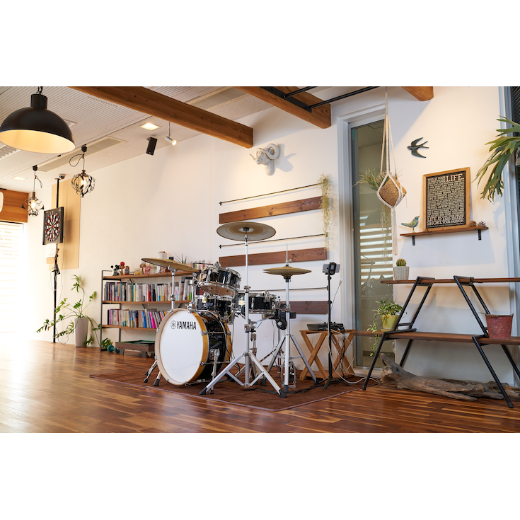 Yamaha Stage Custom Hip Shells Including Tom Holder in Raven Black