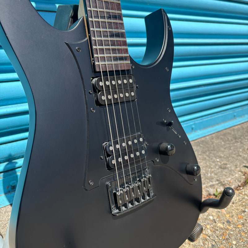 Pre-Loved Ibanez Gio Stealth Black Flat Electric Guitar