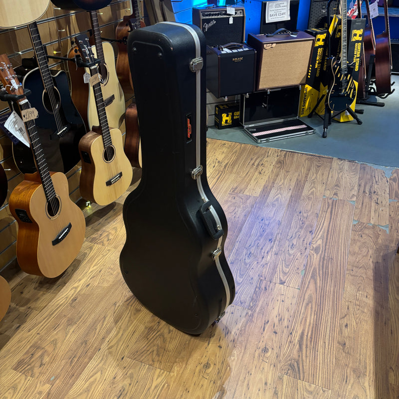 Pre-Loved SKB Acoustic Dreadnought Economy Guitar Case