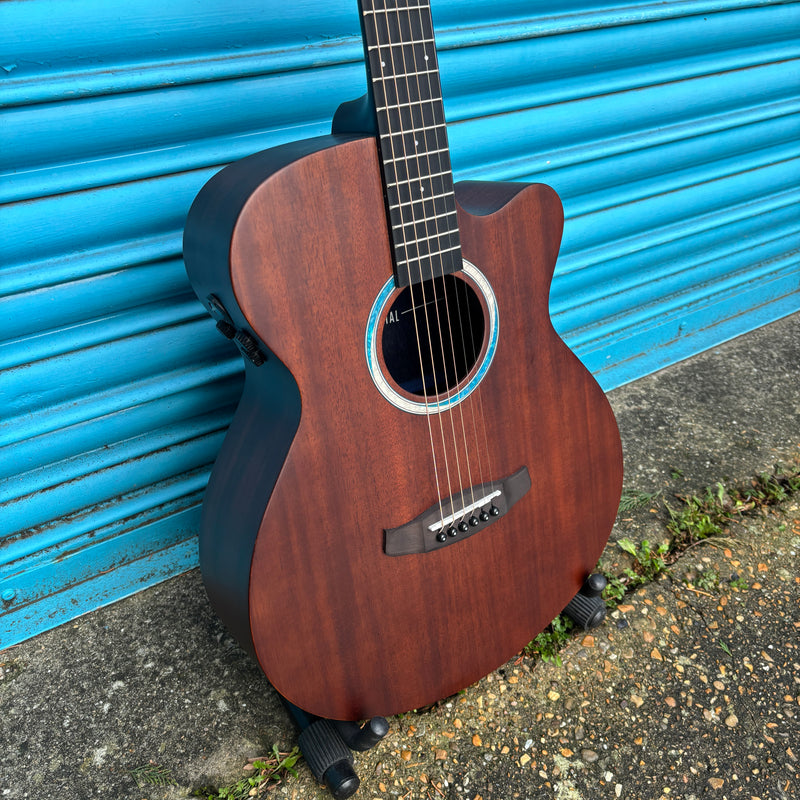 Tanglewood TE4CEBL Elemental Electro-Acoustic Guitar (Super Folk With Cutaway)