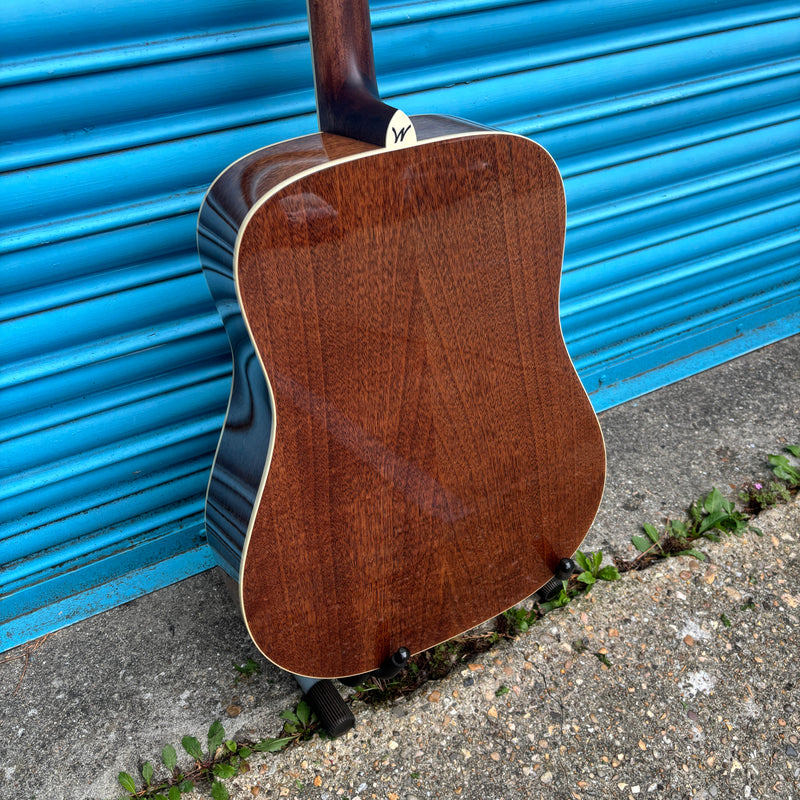 Washburn D10S Heritage 10 Series Dreadnaught Acoustic Guitar