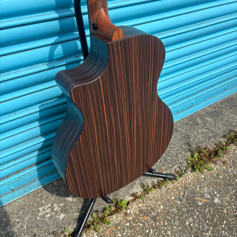 Enya EGA-X1 Pro EQ Electro- Acoustic Guitar With Effects Inc. Padded Gig Bag and Accessories