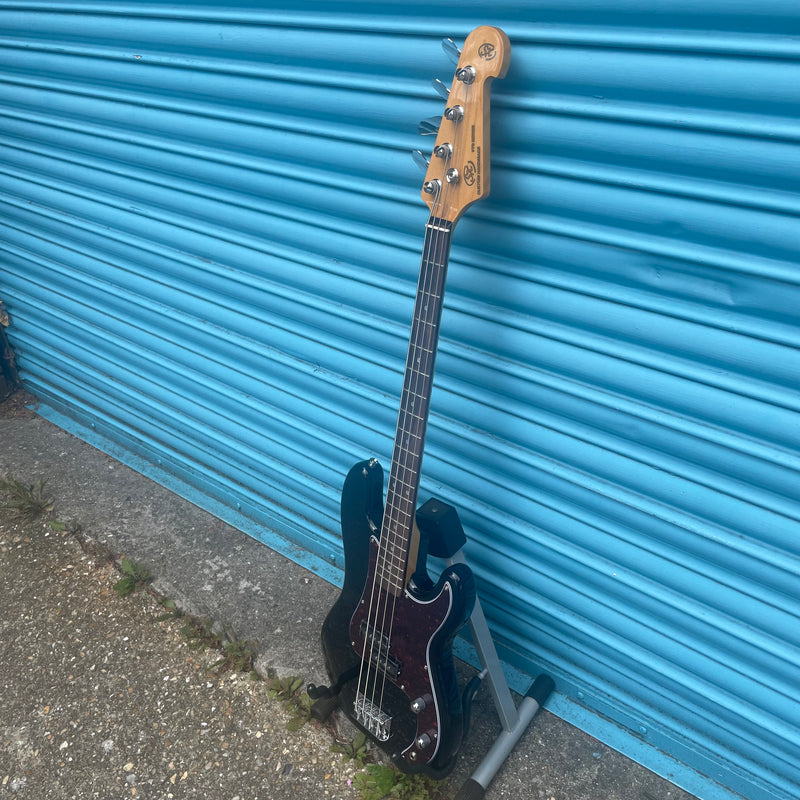 SX 3/4 Short Scale Precision Style Bass Guitar - Black (including Gigbag)
