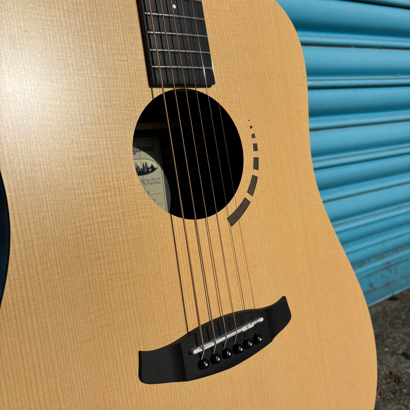 Tanglewood TM5E Metropolitan Dreadnaught Electro Acoustic Guitar