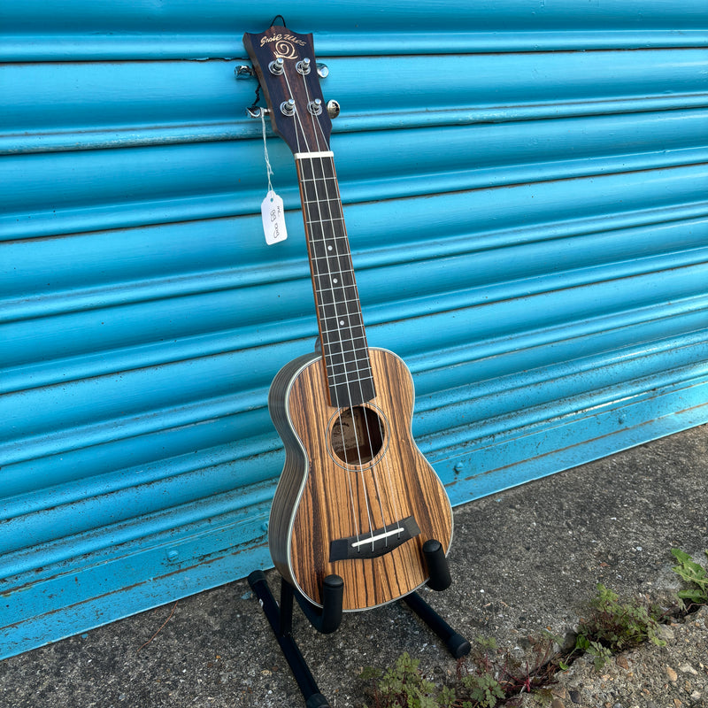 Snail UKS-215E Zebrawood Soprano Ukulele, inc. Gig Bag