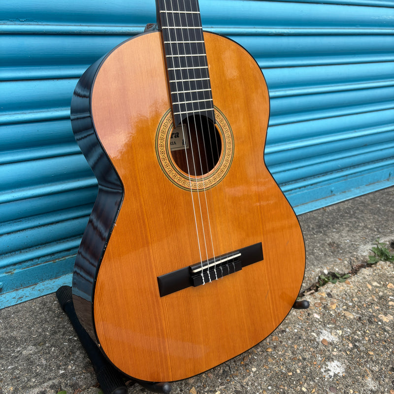 Pre-Loved Admira Almeria Classical Guitar 4/4 Classical Guitar