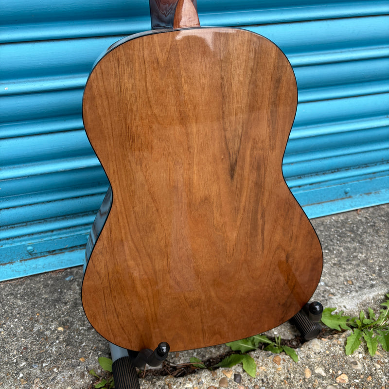 ORTEGA Student Series 1/2 Classical Guitar  - Natural