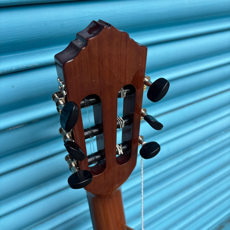 ORTEGA Student Series 3/4 Classic Guitar - Natural