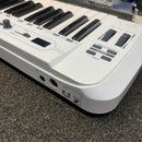 (Pre-Loved) Samson Carbon 61 Keyboard controller (midi/usb)