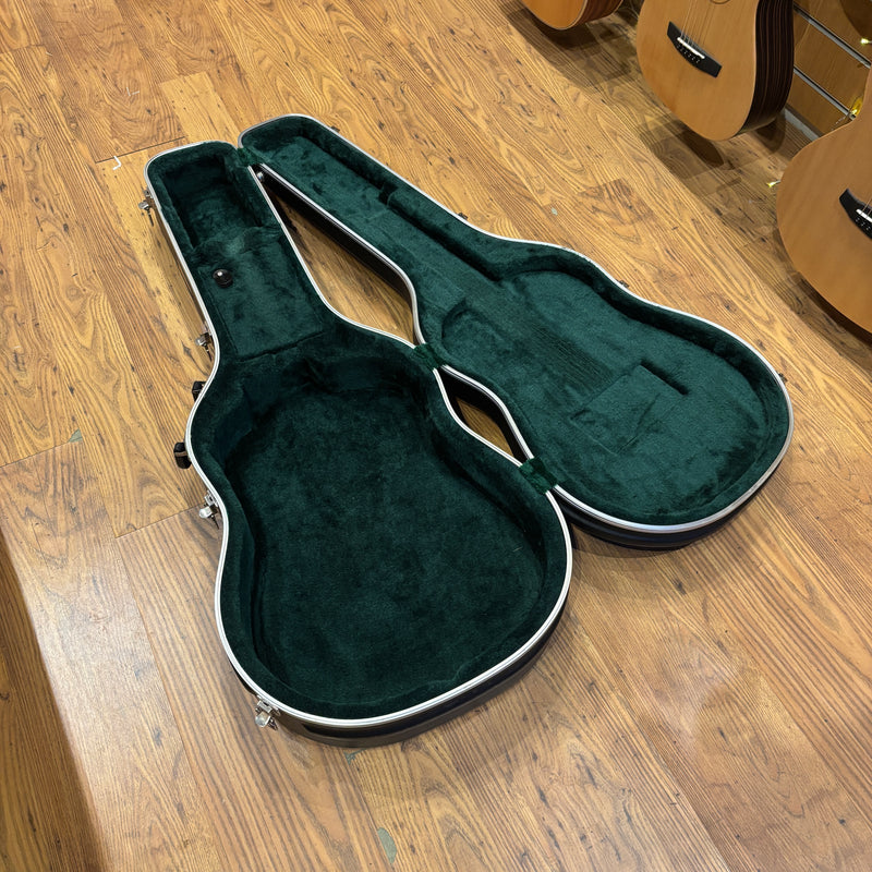 Pre-Loved SKB Acoustic Dreadnought Economy Guitar Case
