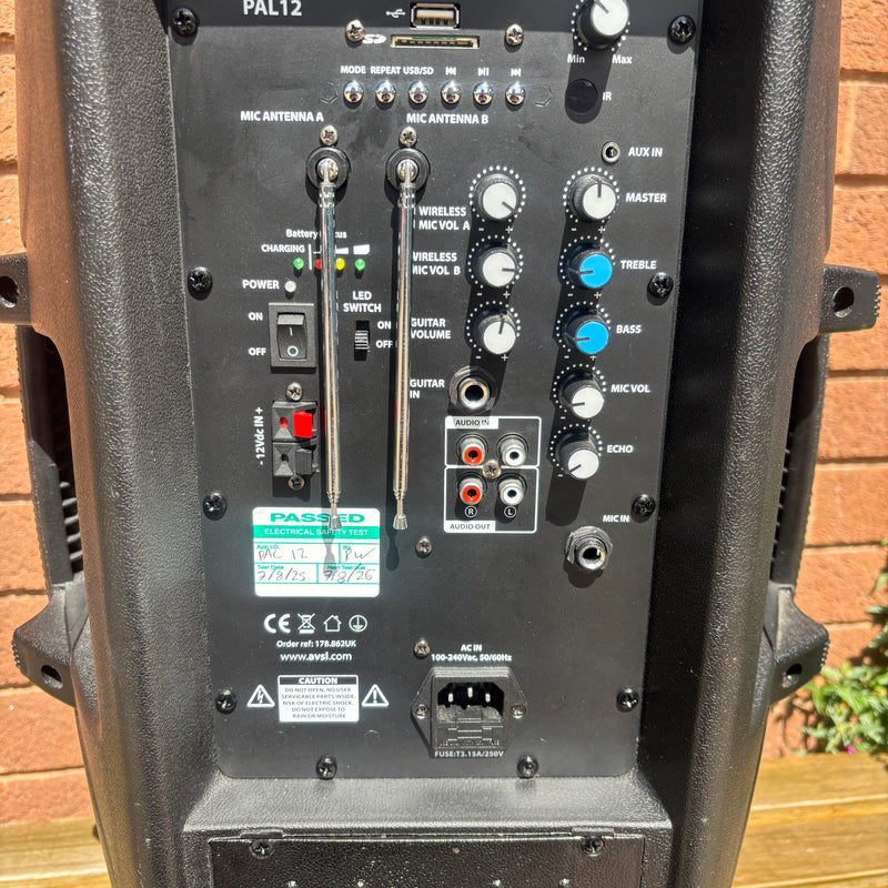 Pre Loved QTX PAL 12 Busker Amp with 2 Wireless Mics