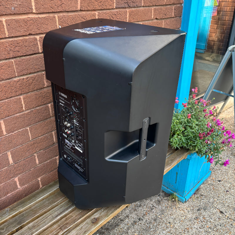 Pre-Loved Yamaha DXR15 Active Speaker