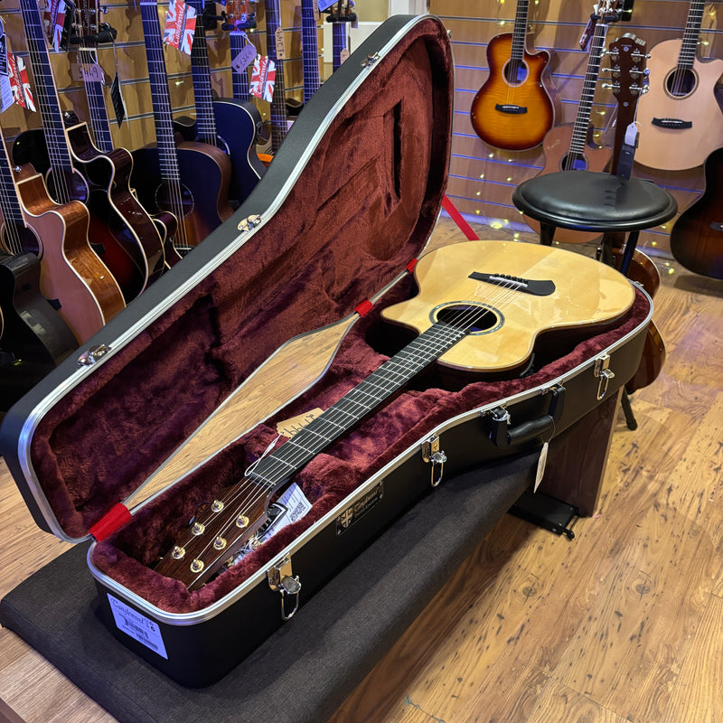 Tanglewood TSR2C Master Design Electro Acoustic Guitar inc. Hard Case