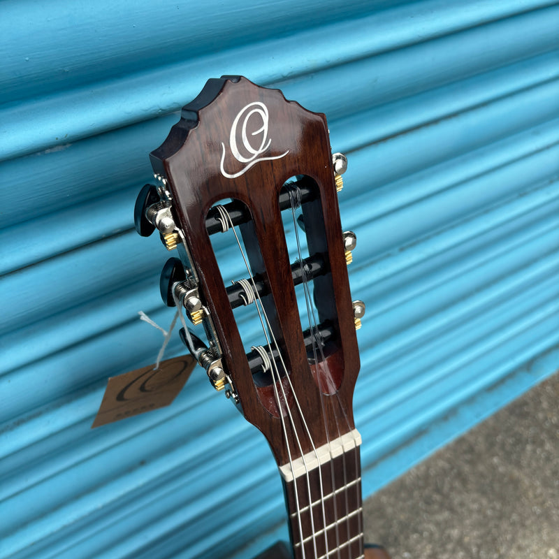 ORTEGA Student Series 1/2 Classical Guitar  - Natural