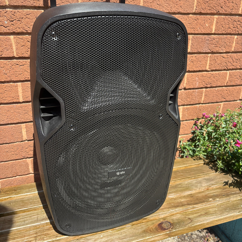 Pre Loved QTX PAL 12 Busker Amp with 2 Wireless Mics