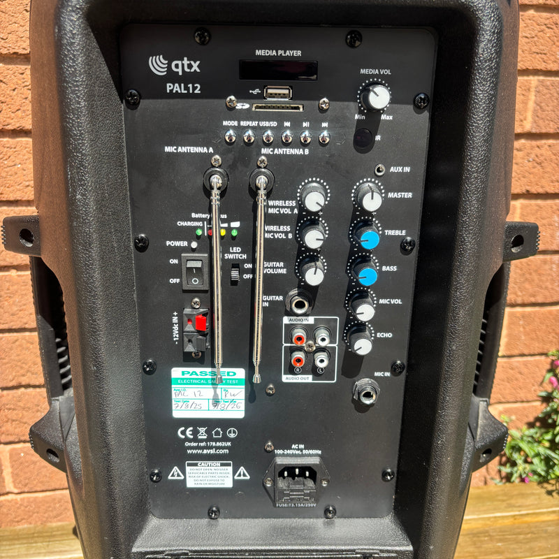 Pre Loved QTX PAL 12 Busker Amp with 2 Wireless Mics