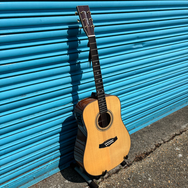 Tanglewood TW15HE Solid Spruce Top Dreadnaught Electro Acoustic-Guitar