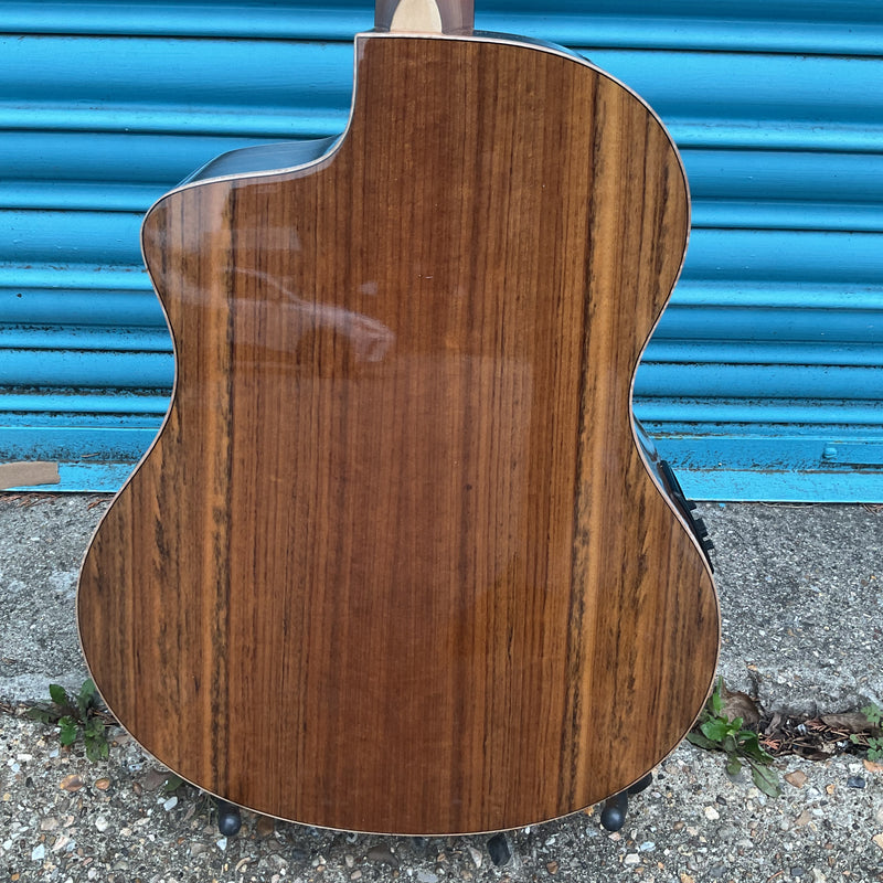 Washburn Bella Tono Suprema SC40SCE Studio Cutaway Electro-Acoustic Guitar