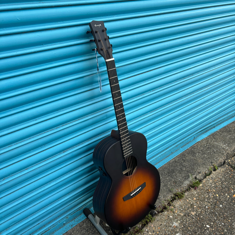 Enya EA-X1 Pro Vintage Smart Electro Acoustic Guitar