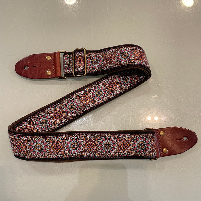 Izuzi Woven Straps
