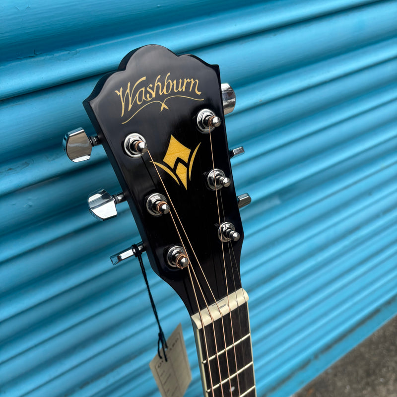 Washburn D10S Heritage 10 Series Dreadnaught Acoustic Guitar