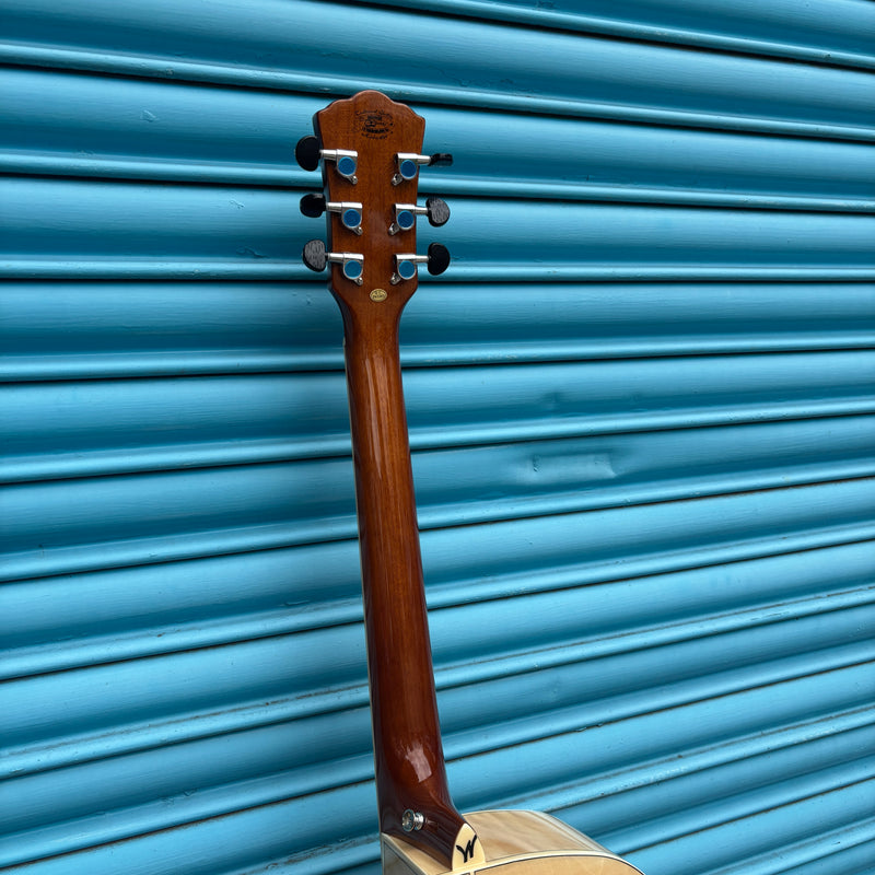 Washburn AG40CE Apprentice Series Grand Auditorium Electro Acoustic Guitar