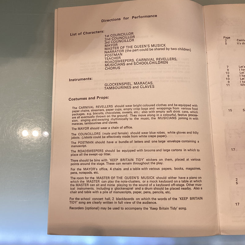 Rubbish! A Musical Play for Junior or Lower Senior Schools - Eileen Diamond - Universal Edition