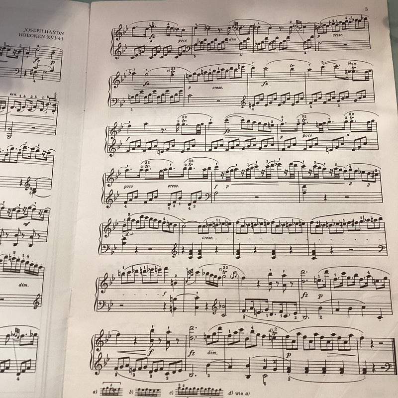 Haydn Piano Sonata Hob XVII P-7230 No.27 in Bb (Single Piece)