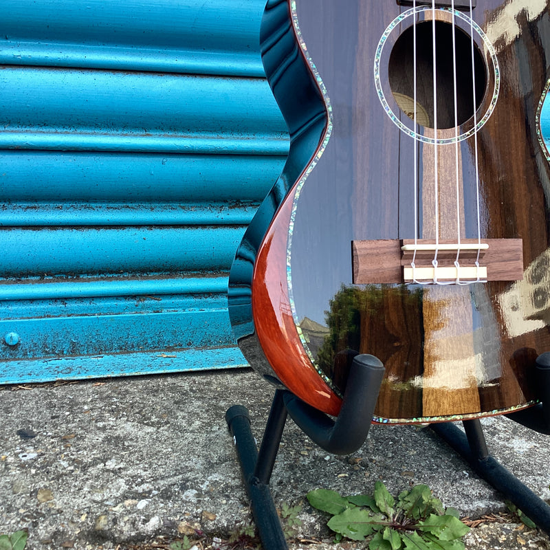 Blackwater YWUK-27PH Tenor Ukulele in Ziricote Wood with Gig Bag