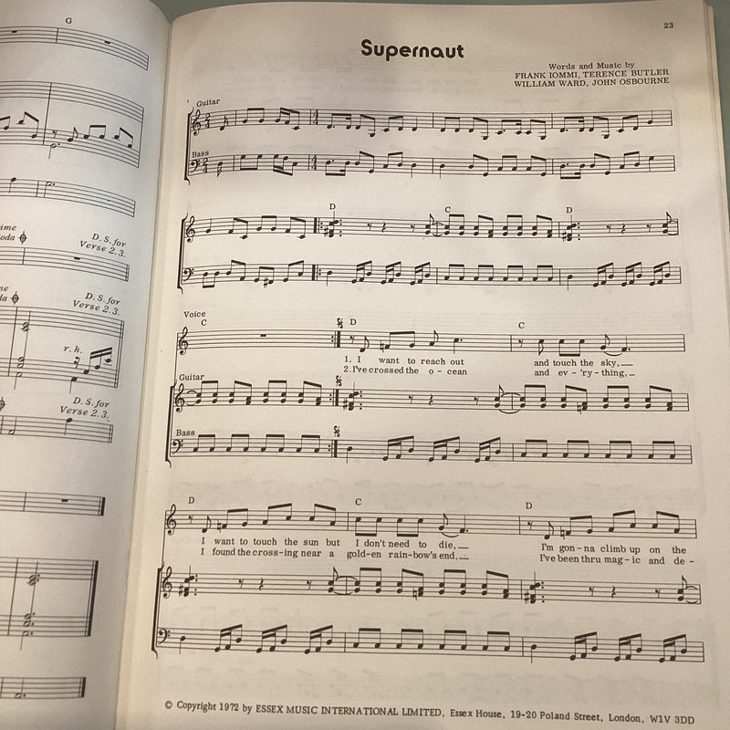 (B-Stock) Black Sabbath Vol. 4 Voice, Guitar and Bass Parts (Standard Notation)