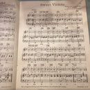 (Pre-Loved) More Pub Favourites - Francis and Days (Piano and Vocal)