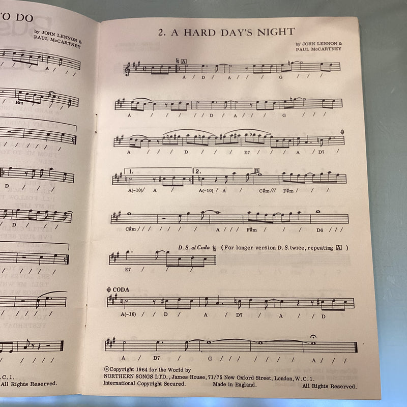 (Pre-Loved) Busking The Beatles Hits No.1 Eb Book (Melody and Chords)