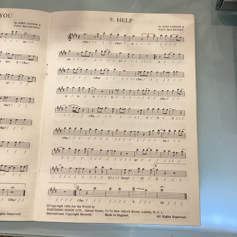 (Pre-Loved) Busking The Beatles Hits No.1 Eb Book (Melody and Chords)