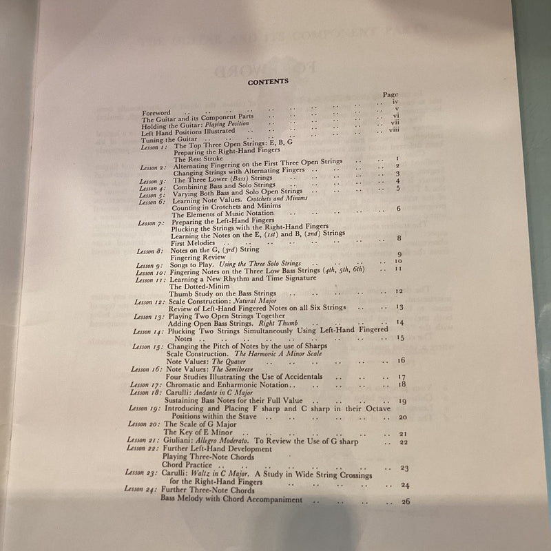 (B-Stock) A Tune a Day for Classical Guitar Book 1 - C Paul Herfurth (1970 Edition)