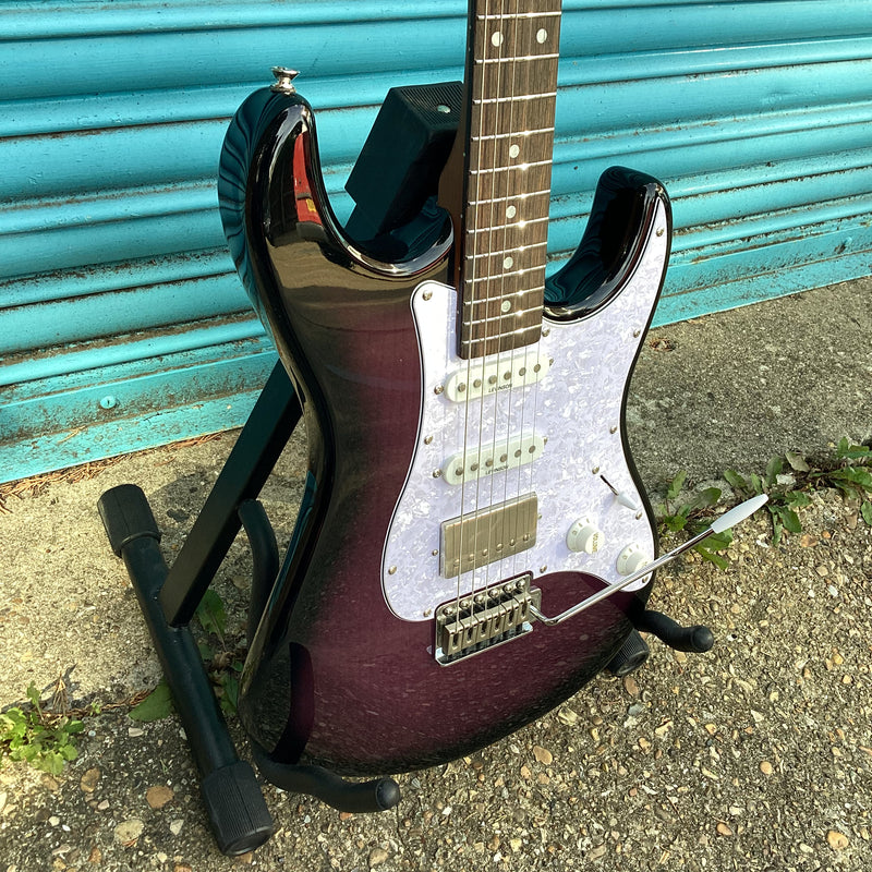 Sceptre Ventana Deluxe Electric Guitar in Misty Violet - SV2MV