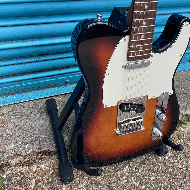 Sceptre SA13TS Generation II Arlington Standard Electric Guitar 3 Tone Sunburst