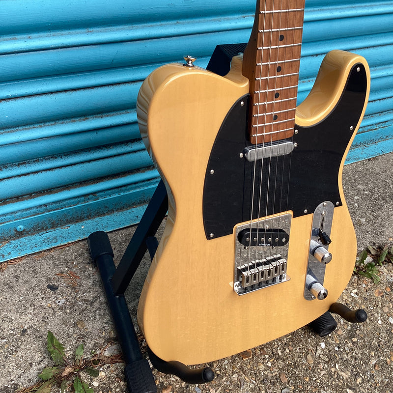 Sceptre Generation II Arlington Standard Electric Guitar - Blonde