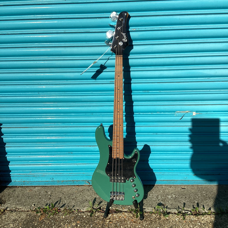 Cort GB Short Scale Bass Guitar in Forest Green