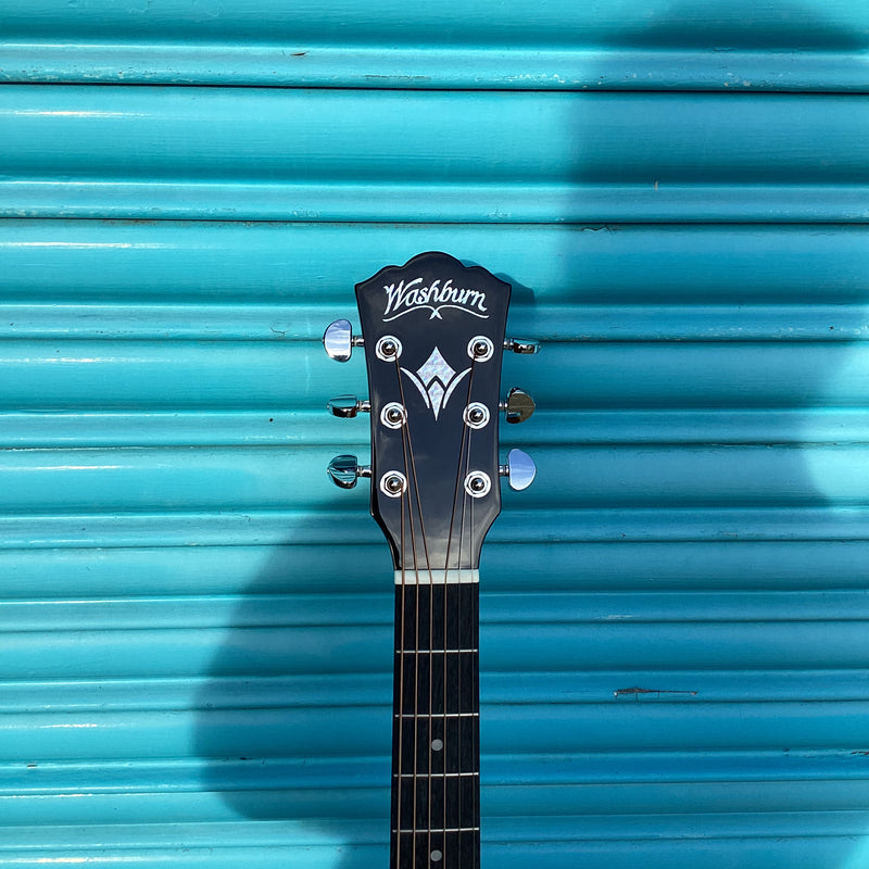 Washburn Comfort WCG12FCE Electro Acoustic Guitar with Cutaway in Cognac Sunburst