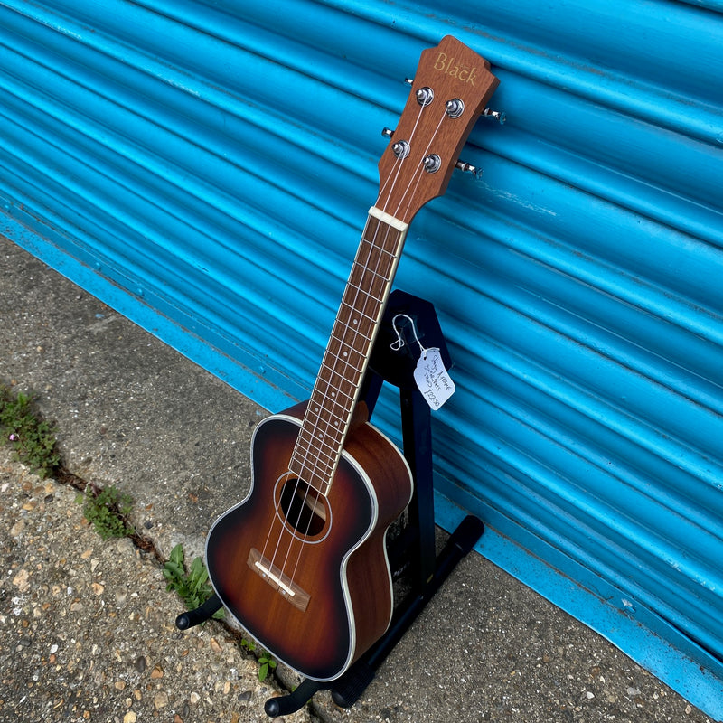 Adam Black CB120 Concert Ukulele - Sunburst