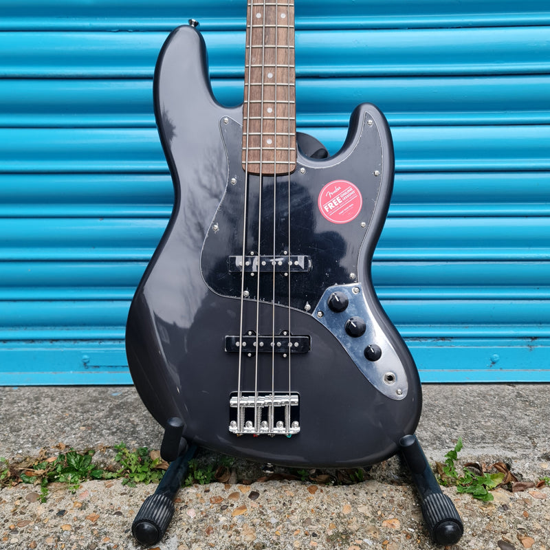 Fender Squier Affinity Jazz Bass