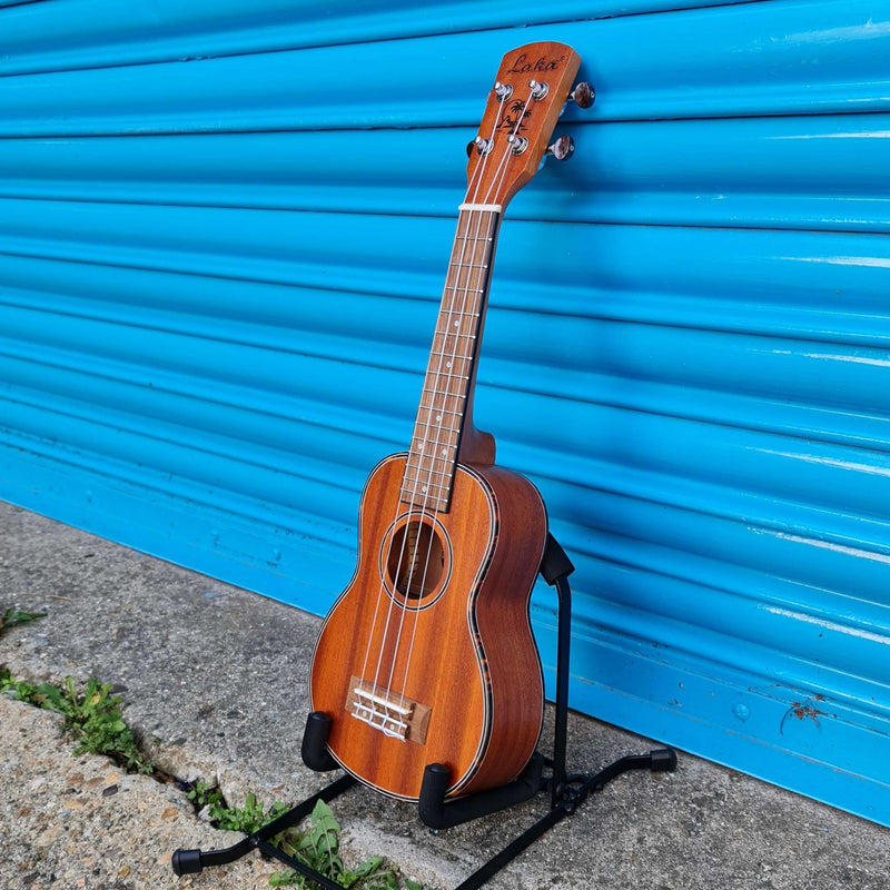 Laka - VUS40 Soprano Ukulele (w/ Gigbag)