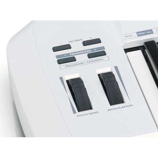 Samson Carbon 61 Keyboard controller (midi/usb)